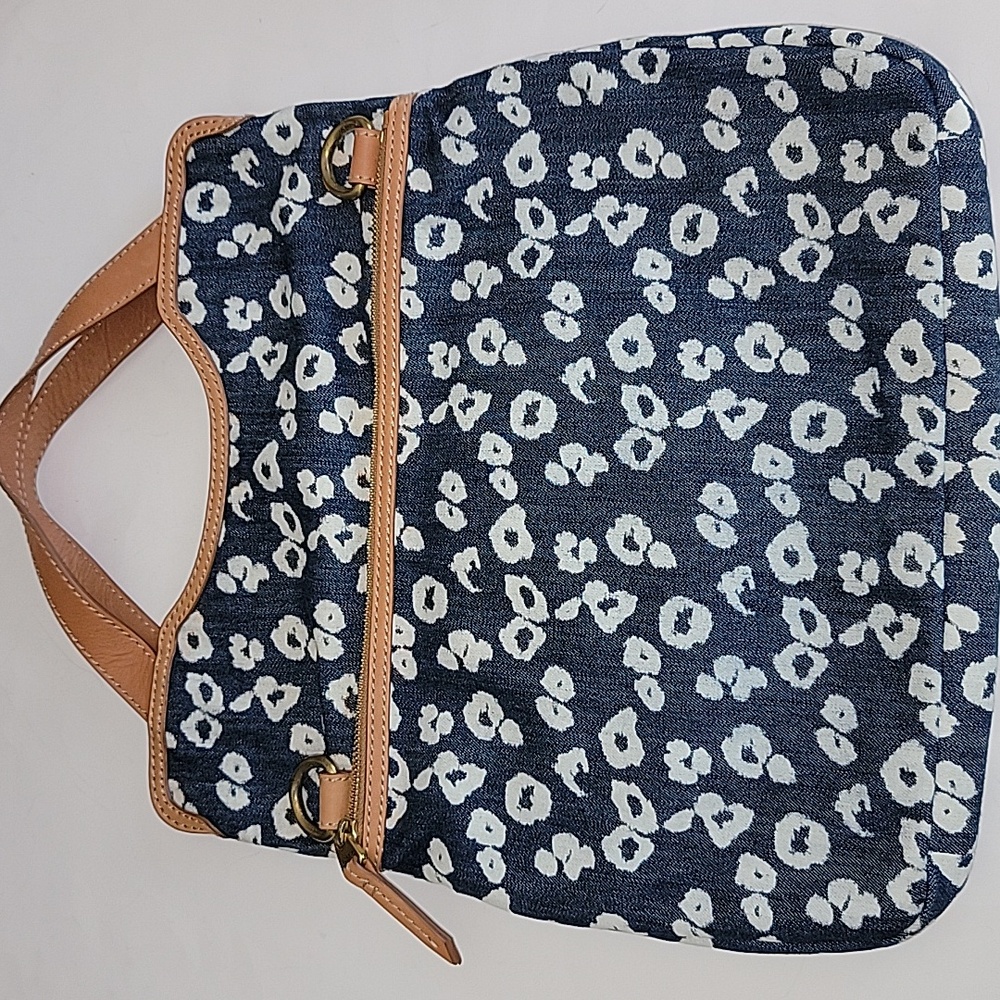 FOSSIL ERIN BLUE DENIUM CHEETAH PRINT CROSSBODY/SHOULDER BAG - Picture 4 of 16